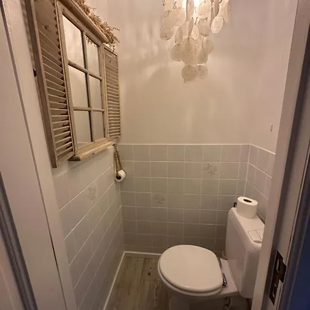 アパート Met Garage 